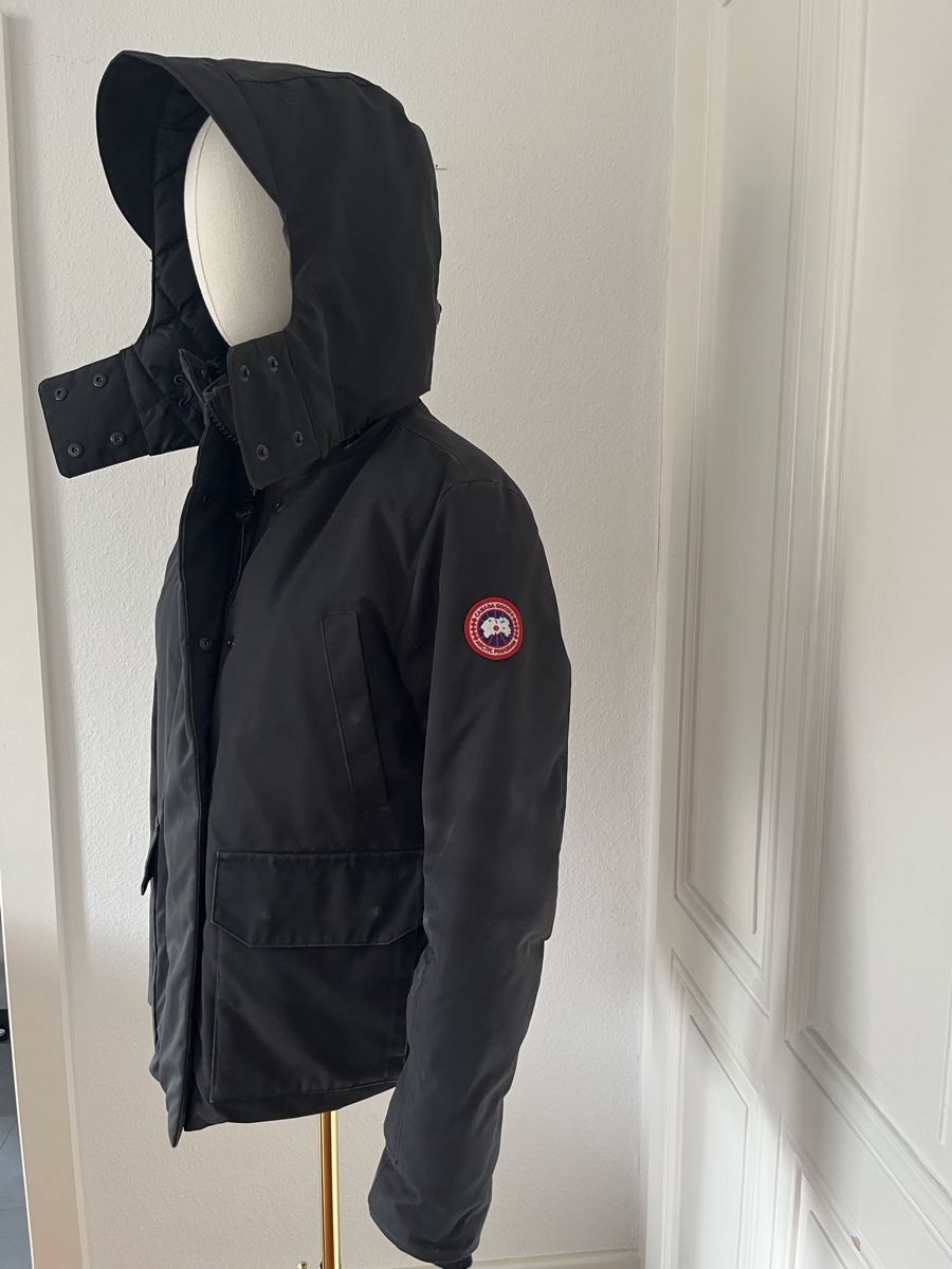 Canada Goose Giacche: Canada Goose Jacket - Black - Size M - Great Winter Coat! – Usato da Mies venduto da nic_yk5d 2