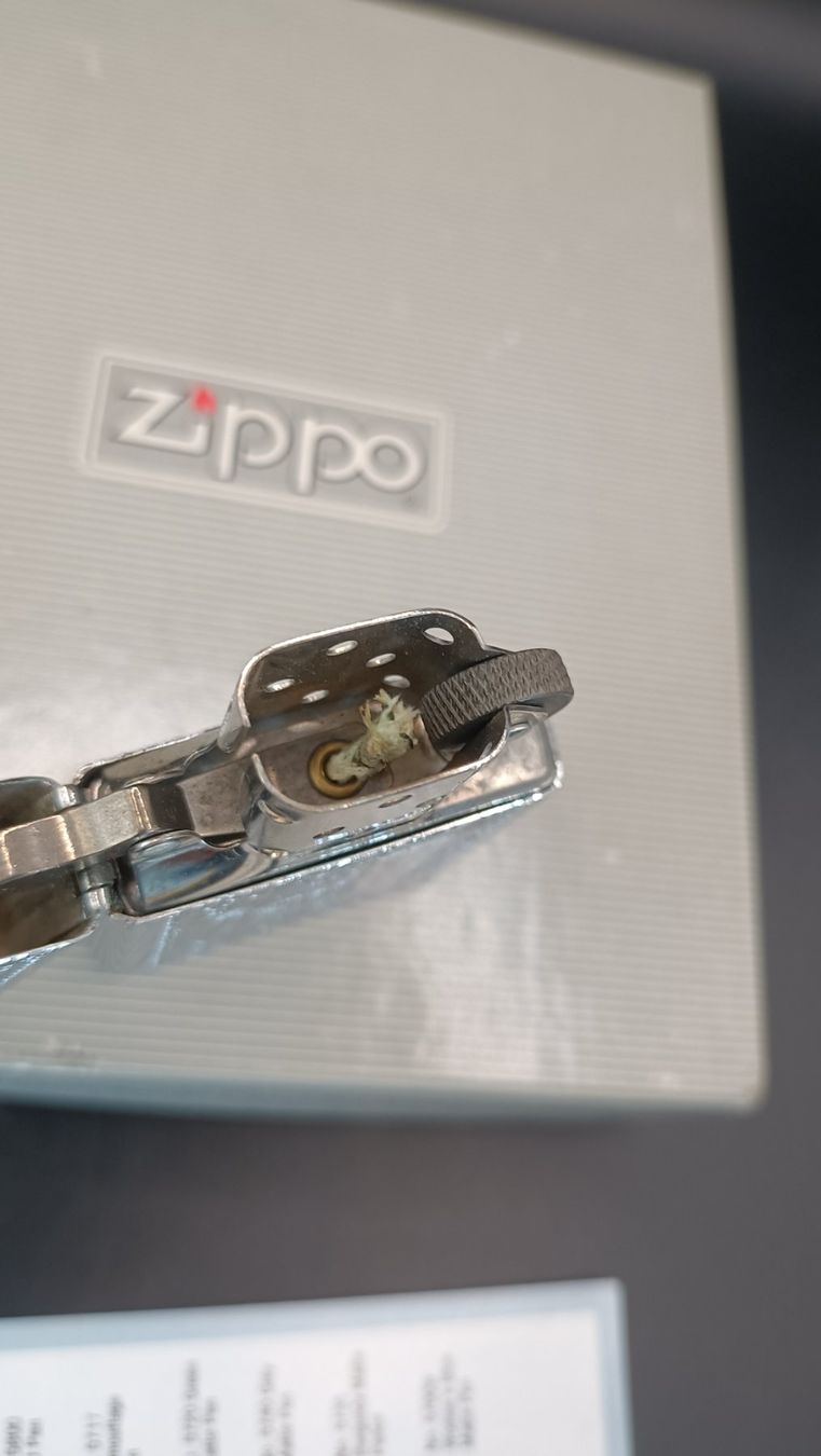 Zippo Feuerzeuge: coffret Zippo Venetian 90's – Neu (gemäss Beschreibung) aus Pampigny von Calypso06 4