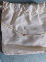 Collier pendentif pierre en forme de goutte