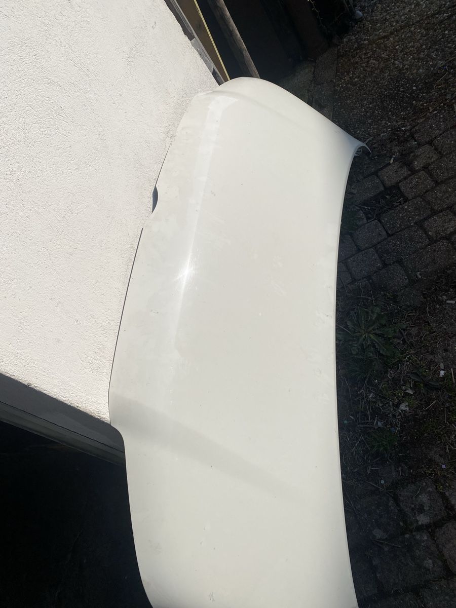 VW Tutti i ricambio: VW T5 Motorhaube – Usato da St. Gallen venduto da wartau04 2