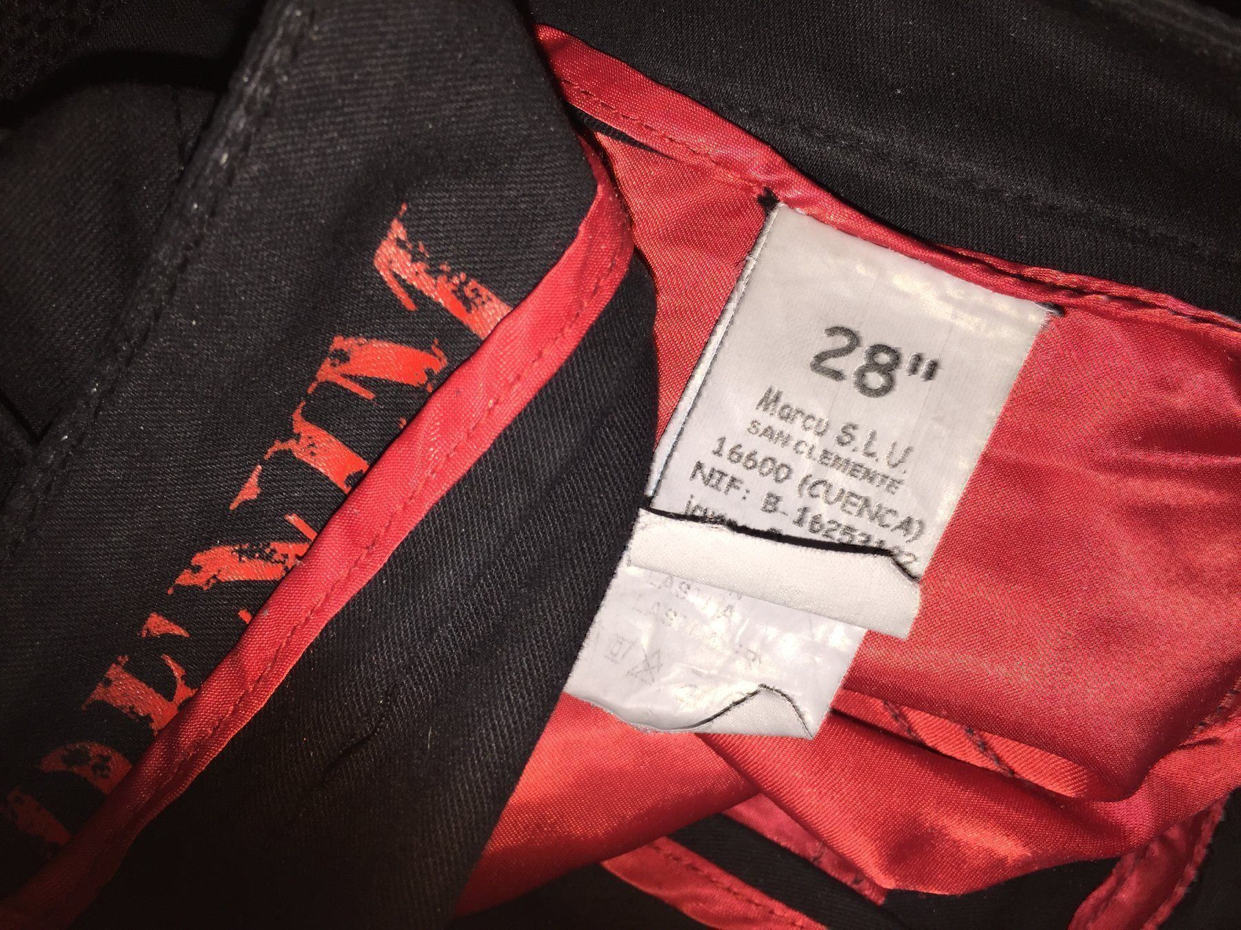 Jeans: DUNE Jeans taille / Grosse W 28 – Usato da Cossonay-ville venduto da Super-Price-Quality 9