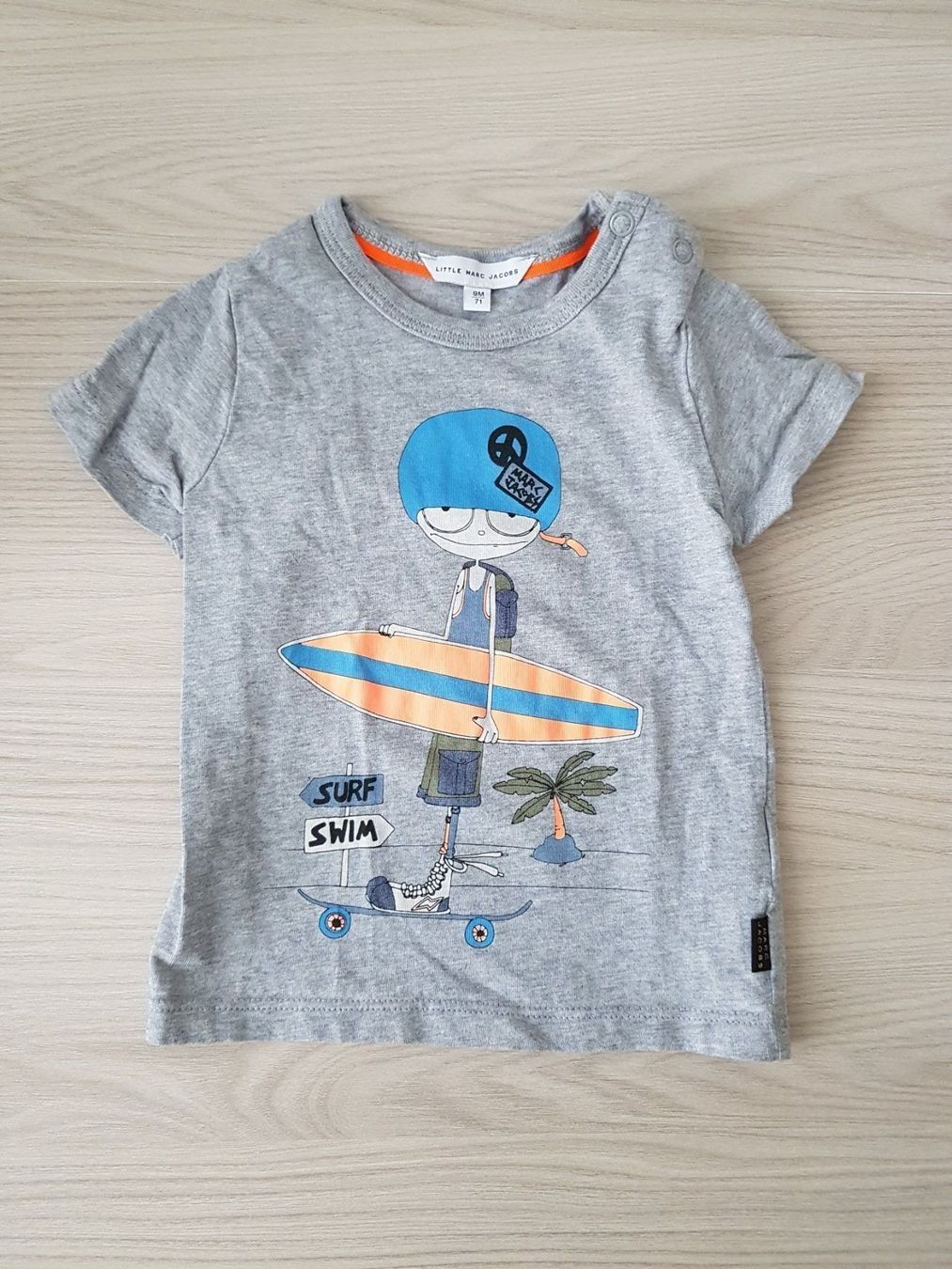 Marc Jacobs Camicie, Top & T-shirt: T-Shirt gr. 74 Marke Marc Jacobs – Usato da Inwil venduto da Flower2325