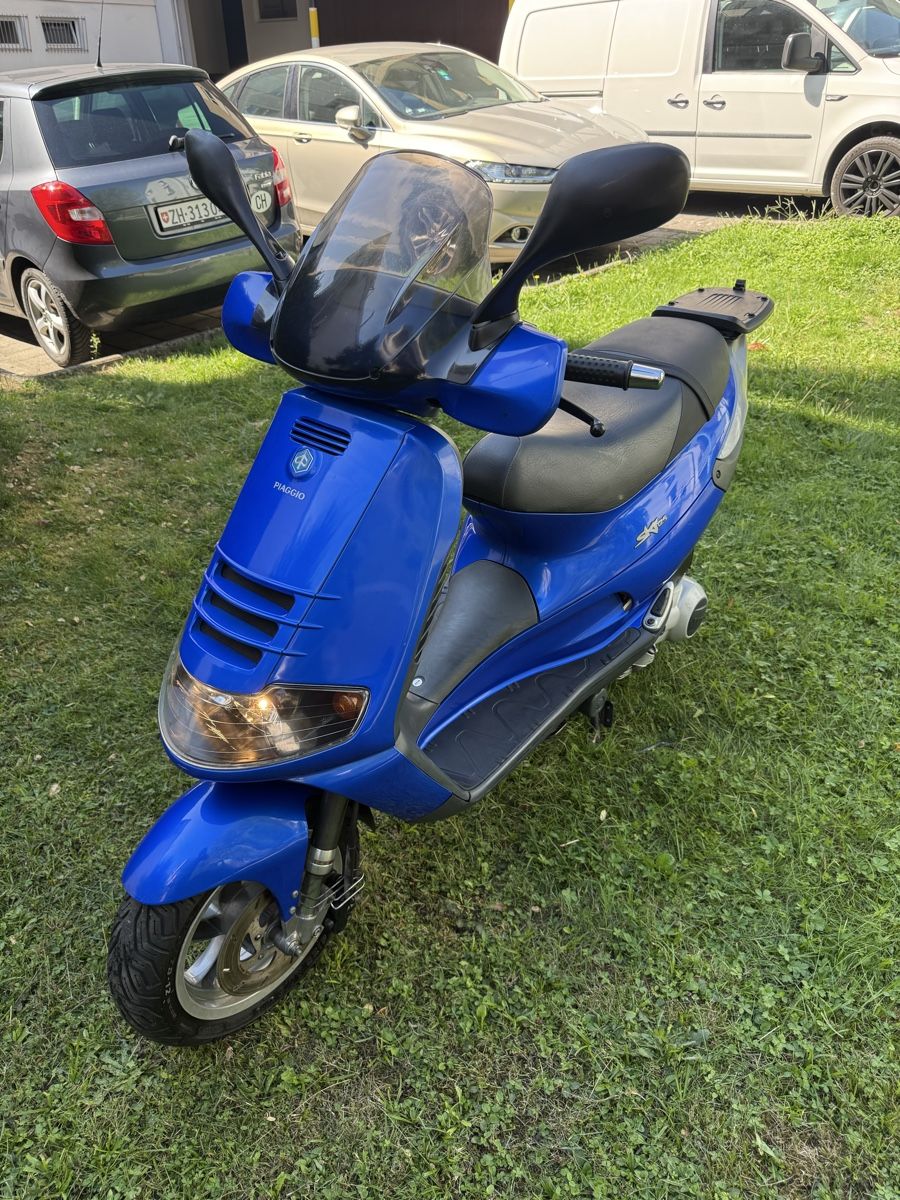 Piaggio Scooter: PIAGGIO SKR 125 CC – Usato da Winterthur venduto da Fabio_46 1
