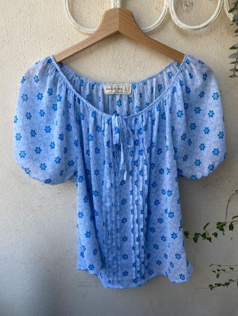 Haut Abercrombie & Fitch bleu imprimé fleurs taille M