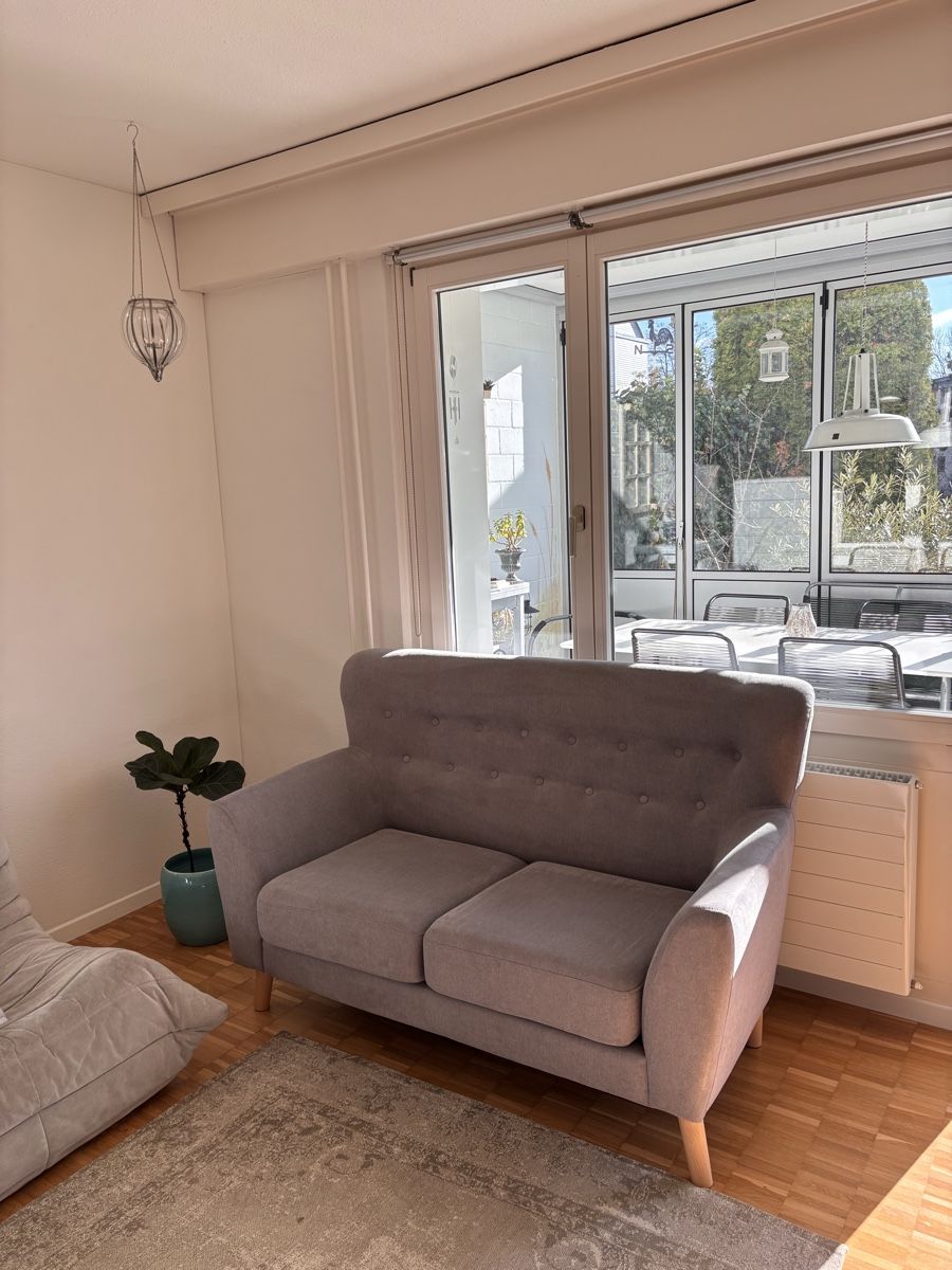 Sofas: Canapè Sofa 2 platz grau stoff – Gebraucht aus Volketswil von elefant73 1