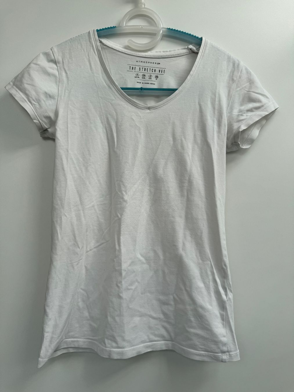 T-shirt: Weisses T-Shirt von Atmosphere – Usato da Urdorf venduto da roses202