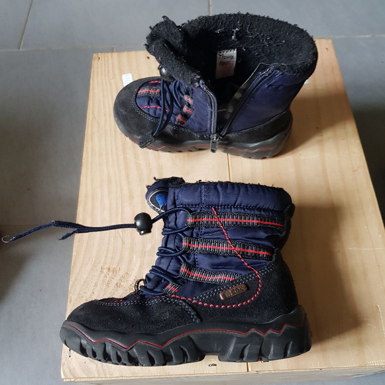 Schuhe für Jungen: bottes d'hiver elefanten 22 – Gebraucht aus Cernier von HANDRES07