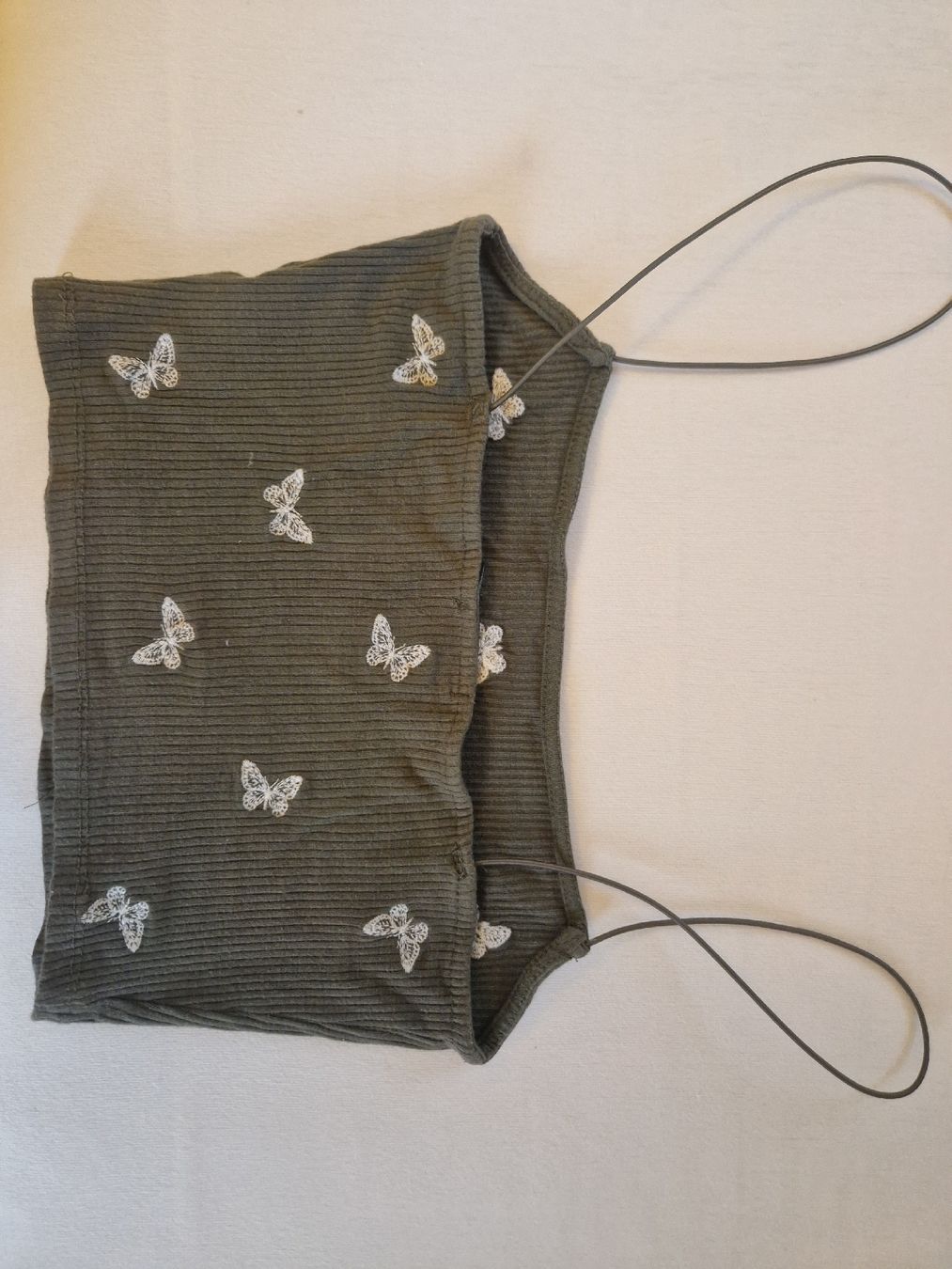 Stradivarius Top: top – Usato da Chigny venduto da lor_fs8h 1