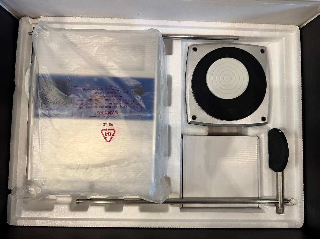 Scanner: NextEngine Desktop 3D Laser Scanner mit Drehteller – Usato da Walzenhausen venduto da nobelsales 2