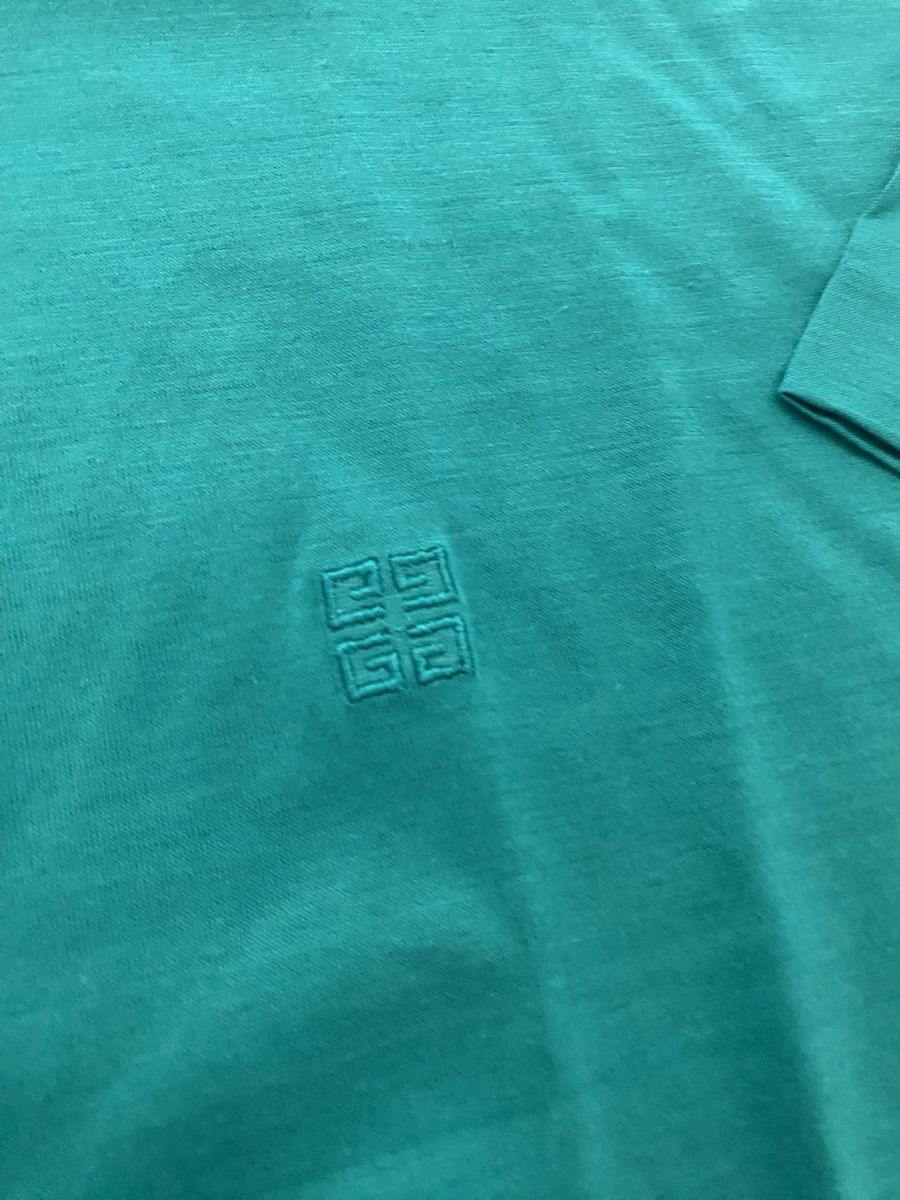 Givenchy T-Shirts: GIVENCHY paris oberteil – Gebraucht aus Opfikon von Luis144 2