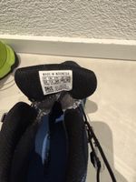 Adidas Kinderschuhe blau schwarz Grösse 30 gebraucht