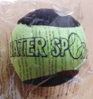 Water Sport Ball der über die Wasseroberfläche springt 6 cm