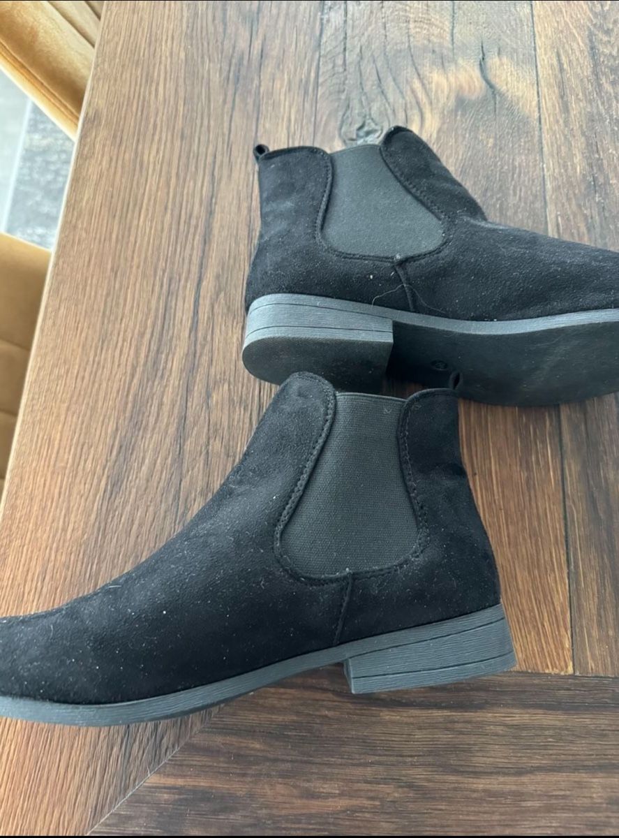 Chaussures femmes: Stiefelette Grösse 39  Claudia Ghizzani – D'occasion à Pfeffikon LU par pepino17 2
