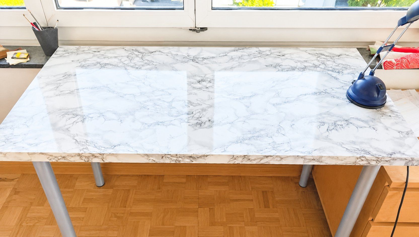 Ikea Tavoli: Hoehenverstellbare IKEA Tisch mit Marmor Optik – Usato da Horgen venduto da zur_jq85 1