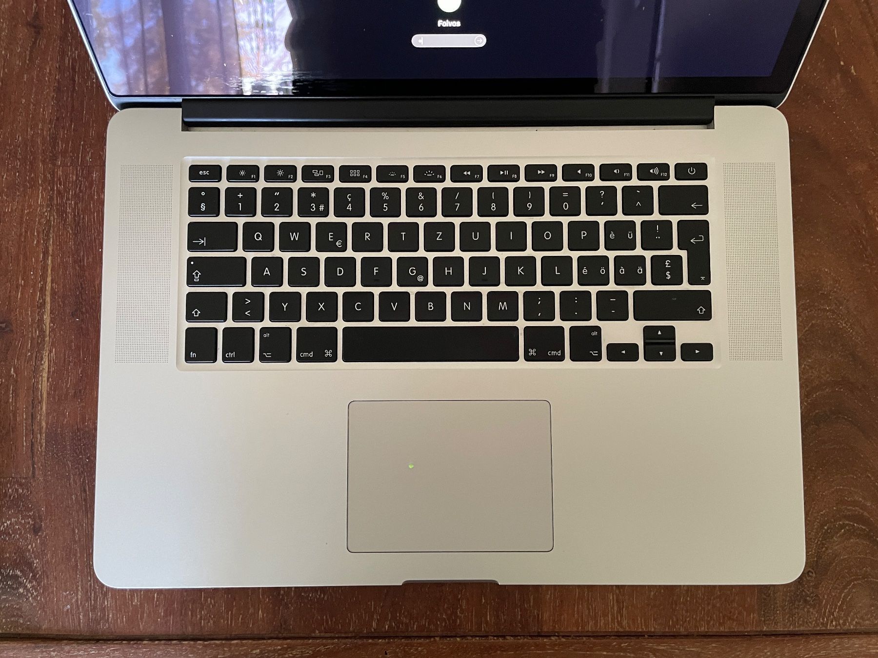 Apple Notebooks: MacBook Pro 15 Mid 2015 DG – Defekt aus Zürich von  5