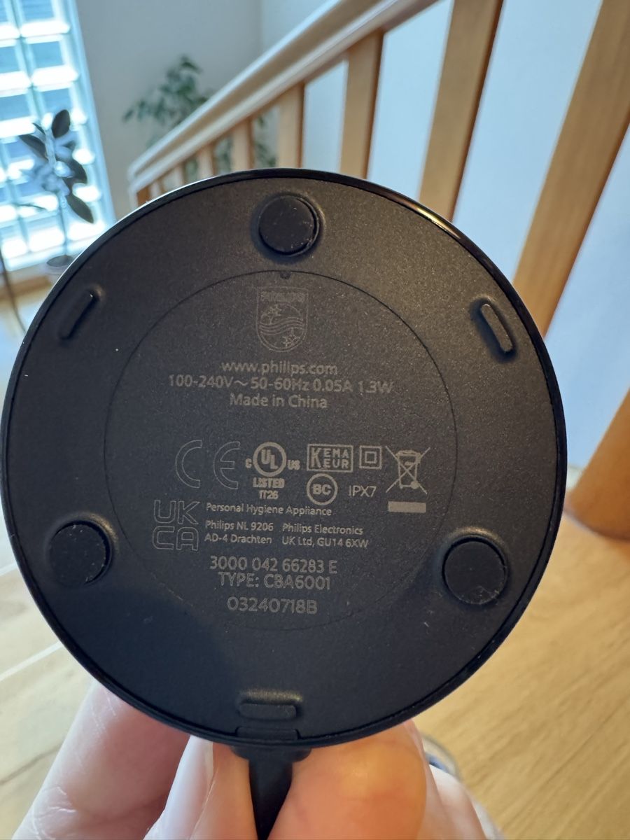 Philips Chargements: Philips Sonicare Ladeglas mit Ladestation – Neuf (Voir description) à Innertkirchen par Biene7 1