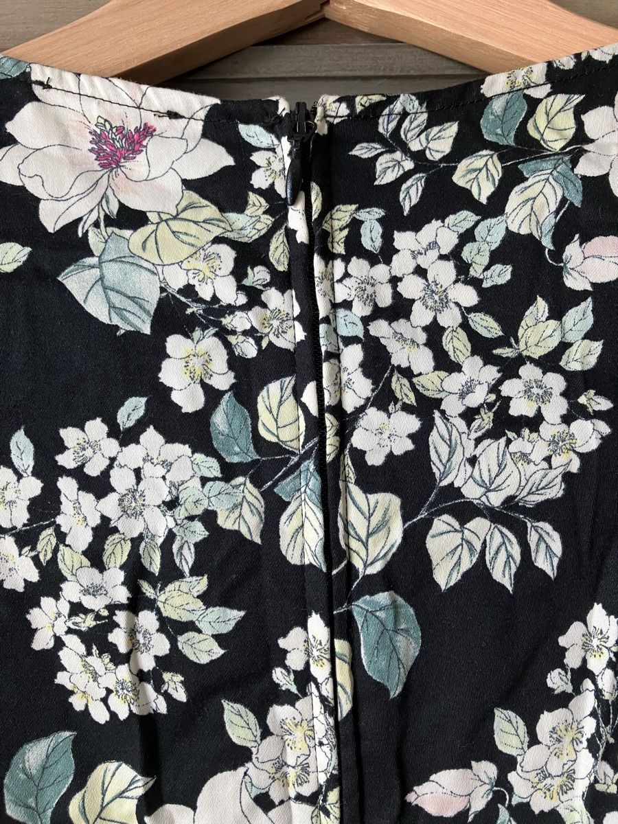 Orsay Vestiti: Geblümtes Kleid – Usato da Neftenbach venduto da Moonlight18 2