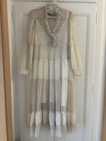 Sandro Kleid (40) Weiss Creme Chiffon 