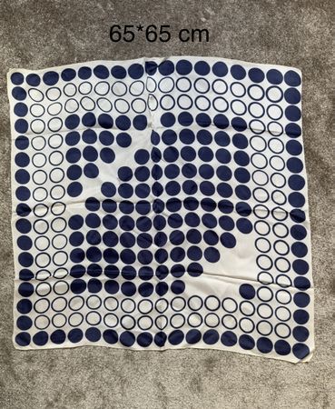 Foulard carré bleu et blanc 65x65 cm