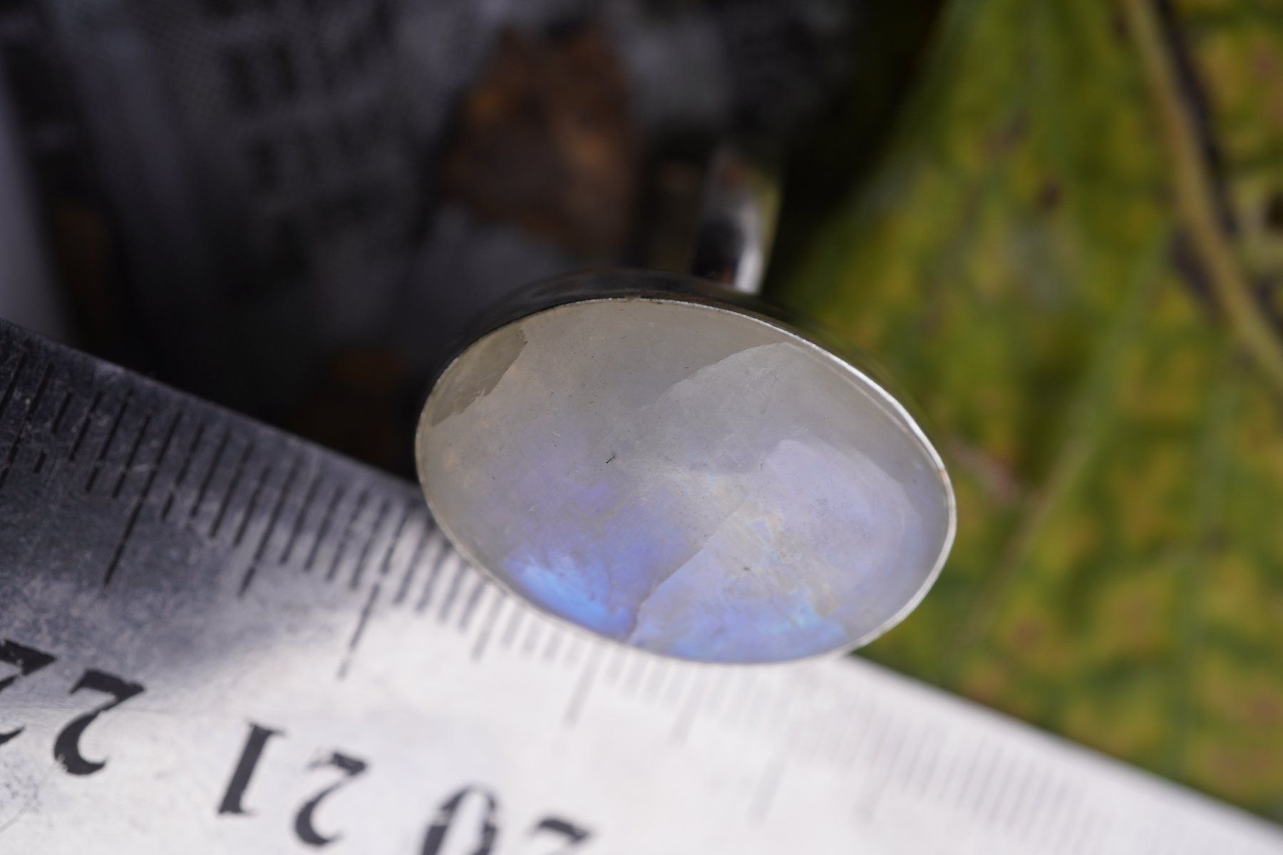 Minerali & Pietre curative: Mondstein Ring Grösse Verstellbar    Ab 1.- – Nuovo e nell'imballaggio originale da Eschenbach SG venduto da topstone 2