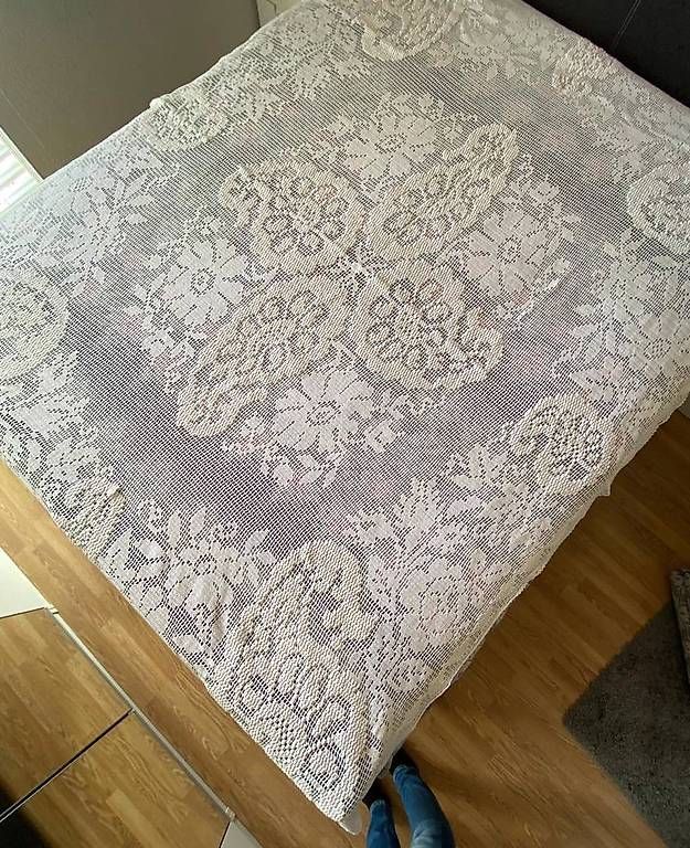 Coperte: Couverture de lit 150 fr – Usato da Aigle venduto da sad_2vsg 1