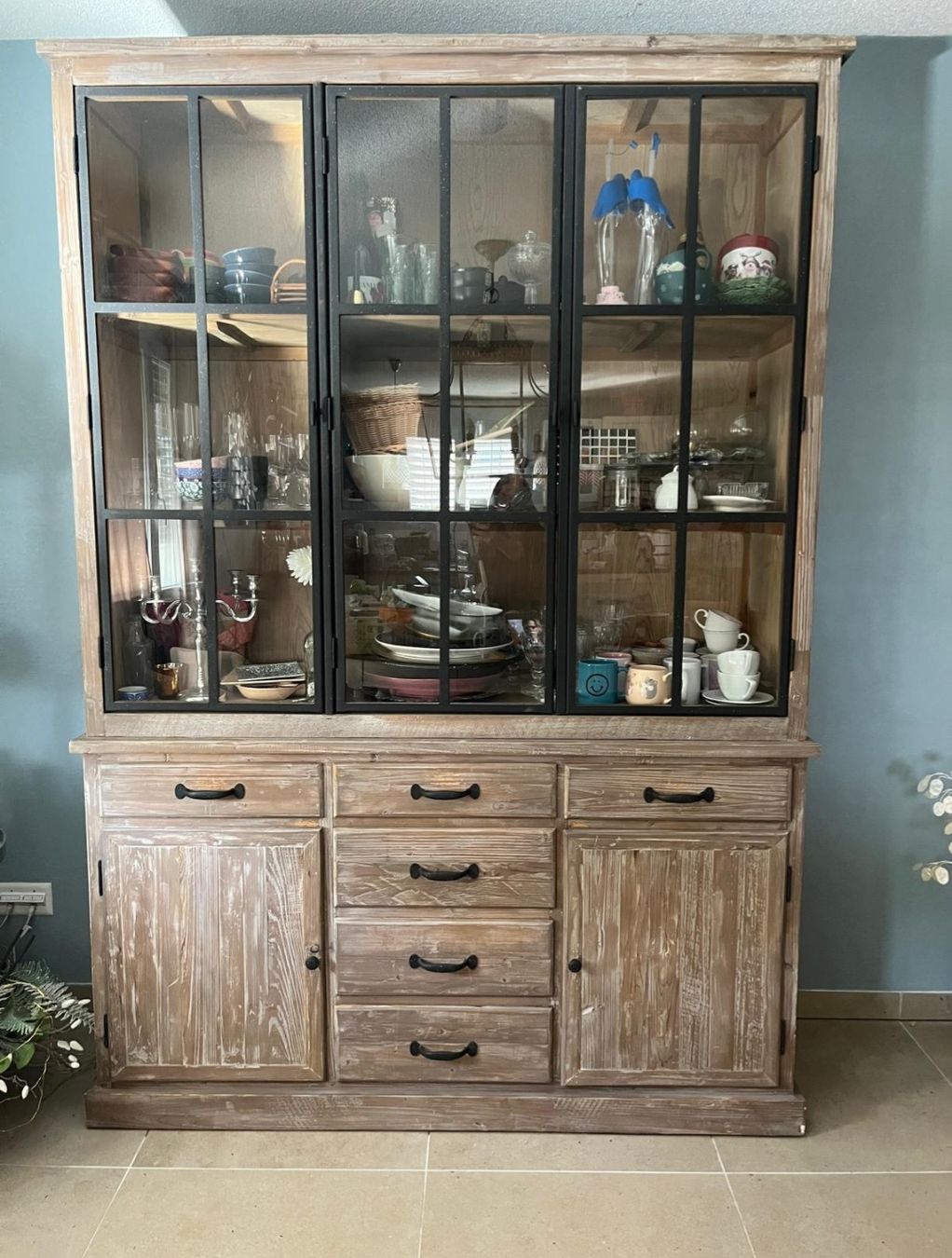 Vetrine: AB 1 FR Buffetschrank Vitrinenschrank  Landhausstil – Usato da Niederweningen venduto da org_brm2