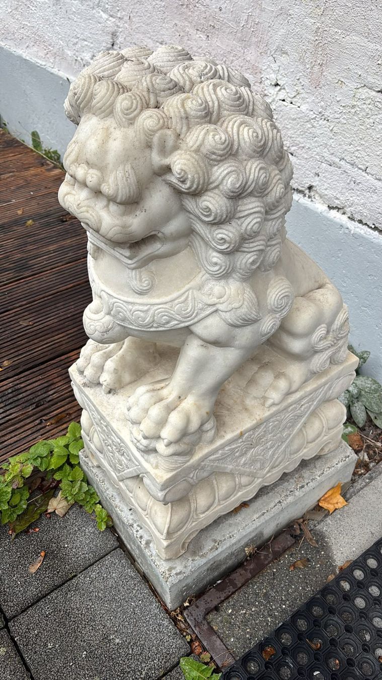 Skulpturen & Statuen: Asiatischer Wächterlöwe Steinfigur für Garten oder Eingang – Gebraucht aus Zürich von Korhal 1