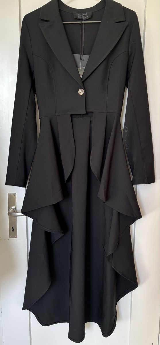 Giacche: La Haine Inside Us jacket  – Nuovo e nell'imballaggio originale da Erlenbach ZH venduto da verbena_mint 1
