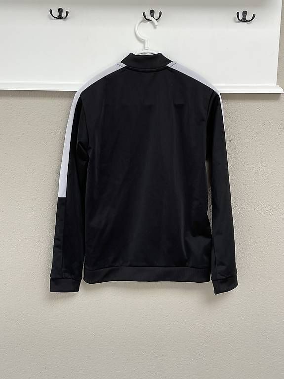 Giacche: PUMA Trainingsjacke  Gr. 164 – Usato da Glis venduto da SabrinaXA 1
