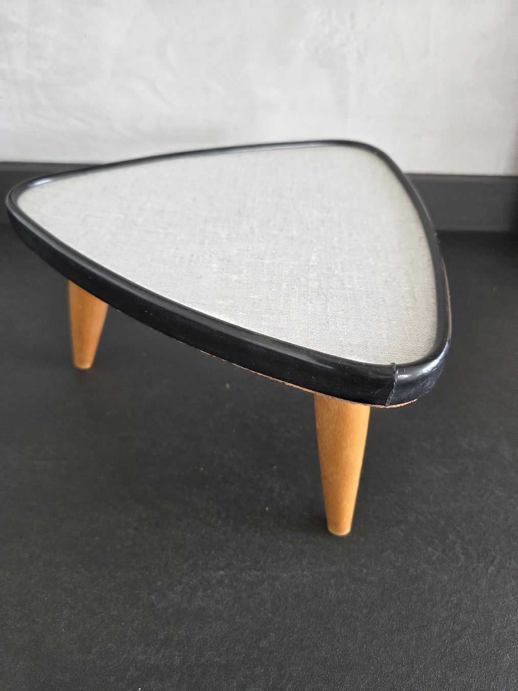 Sgabelli: Blumenhocker / Pflanzenhocker 50er Jahre – Usato da Rickenbach Sulz venduto da Kodachrom 4