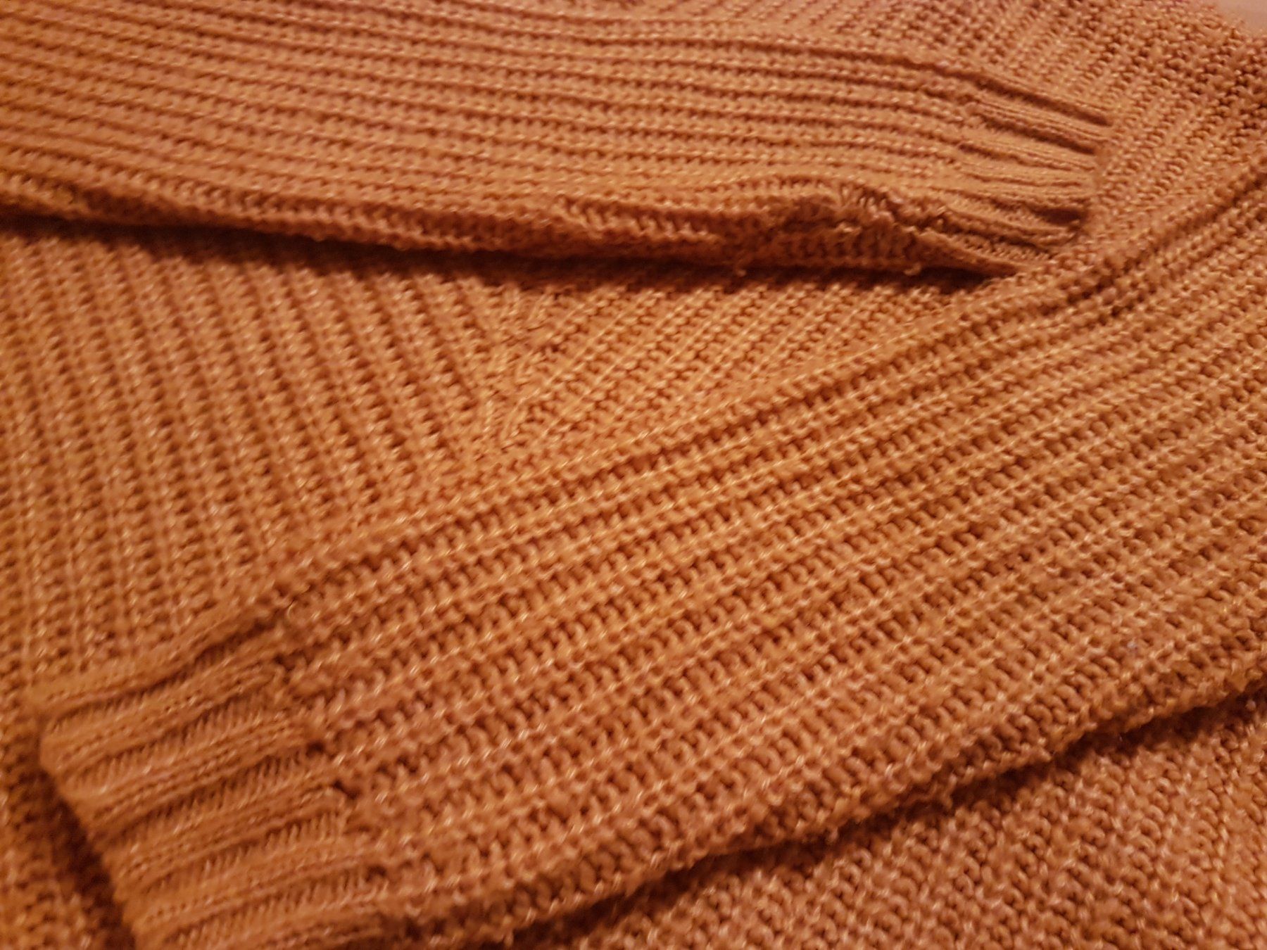 Maglioni & Felpe: Pull col en V taille S marque Creeks – Usato da Villiers venduto da san_jn5w 2