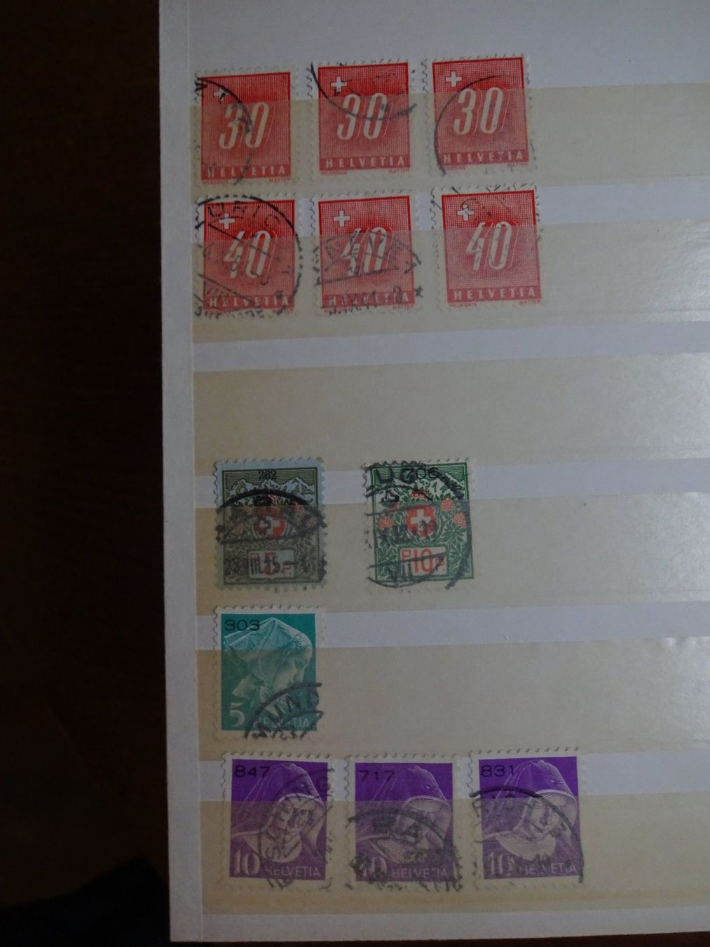 Tutti i francobolli: CH Marken mit kleinem Album – Usato da Cham venduto da mktreasure 1