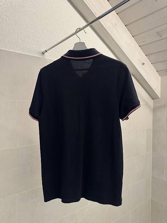 Polo-Shirts: Moncler Polo (Grösse M) – Gebraucht aus Bözberg von e_schweizer 1