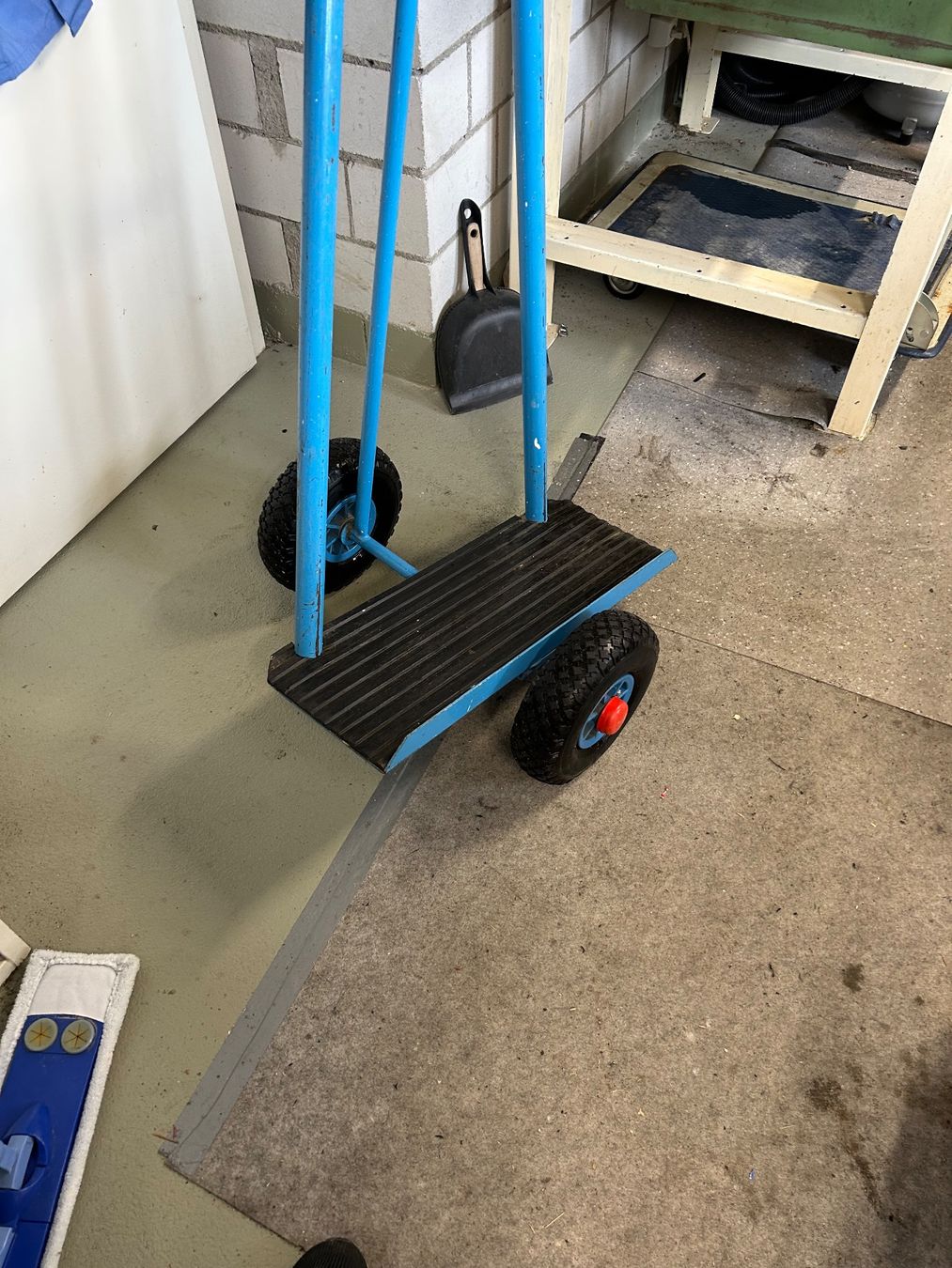 Tous les outils: Gipst plate wageli – D'occasion à Birr par antigo1 2
