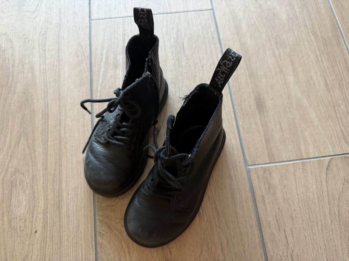 Dr. Martens Scarpe per ragazzi: Dr Martens Bebe 25 chaussures  – Usato da Puidoux venduto da vendange