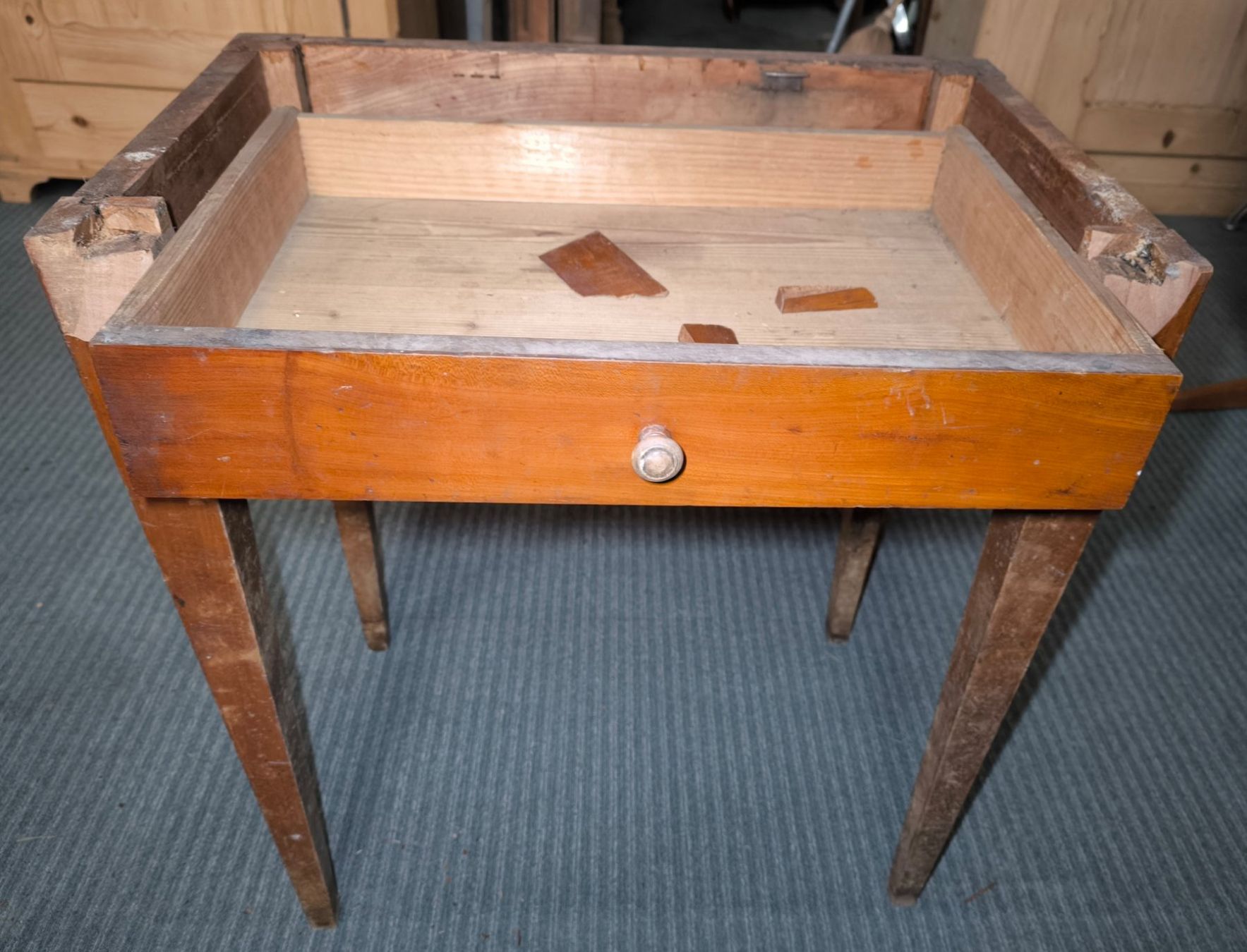 Tavoli: Biedermeiertisch ca. 1840 Ja. – Usato da Rorschacherberg venduto da snOOpydOg11 7
