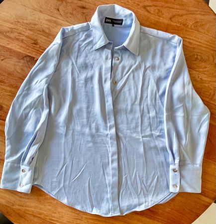 ZARA Satin-Bluse, hellblau,  Grösse M