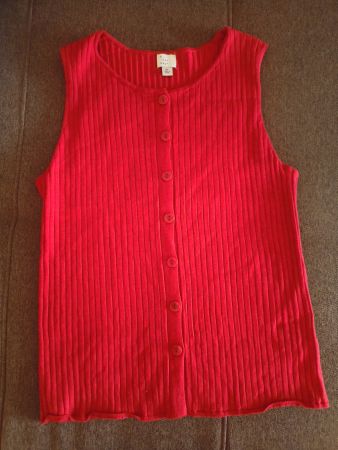 Rote Strickweste, Grösse L/ XL, NEU