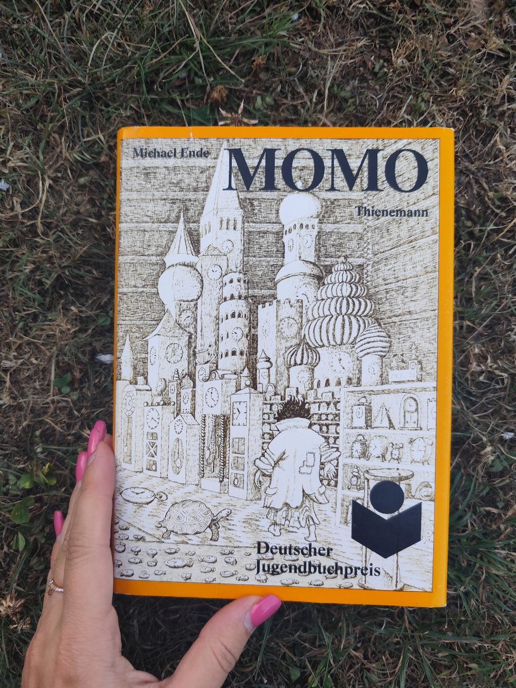 Livres: MOMO Michael Ende children book good condition – D'occasion à Mägenwil par VintageGirly