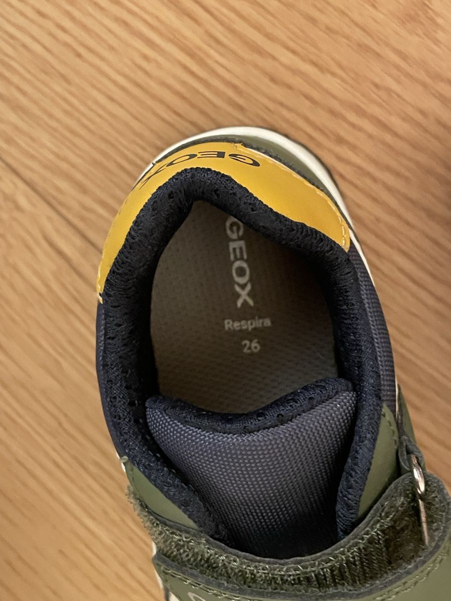 Geox Scarpe per ragazzi: Turnschuhe neu ungetragen – Nuovo (secondo la descrizione) da Fideris venduto da sim_y6gt 1