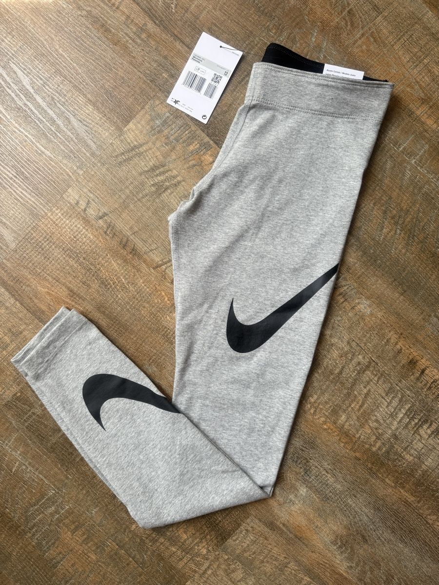 Nike Leggings: Nike Leggings Damen oder Mädchen XXS / 32 – Nuovo e nell'imballaggio originale da Lachen SZ venduto da zsucard 1