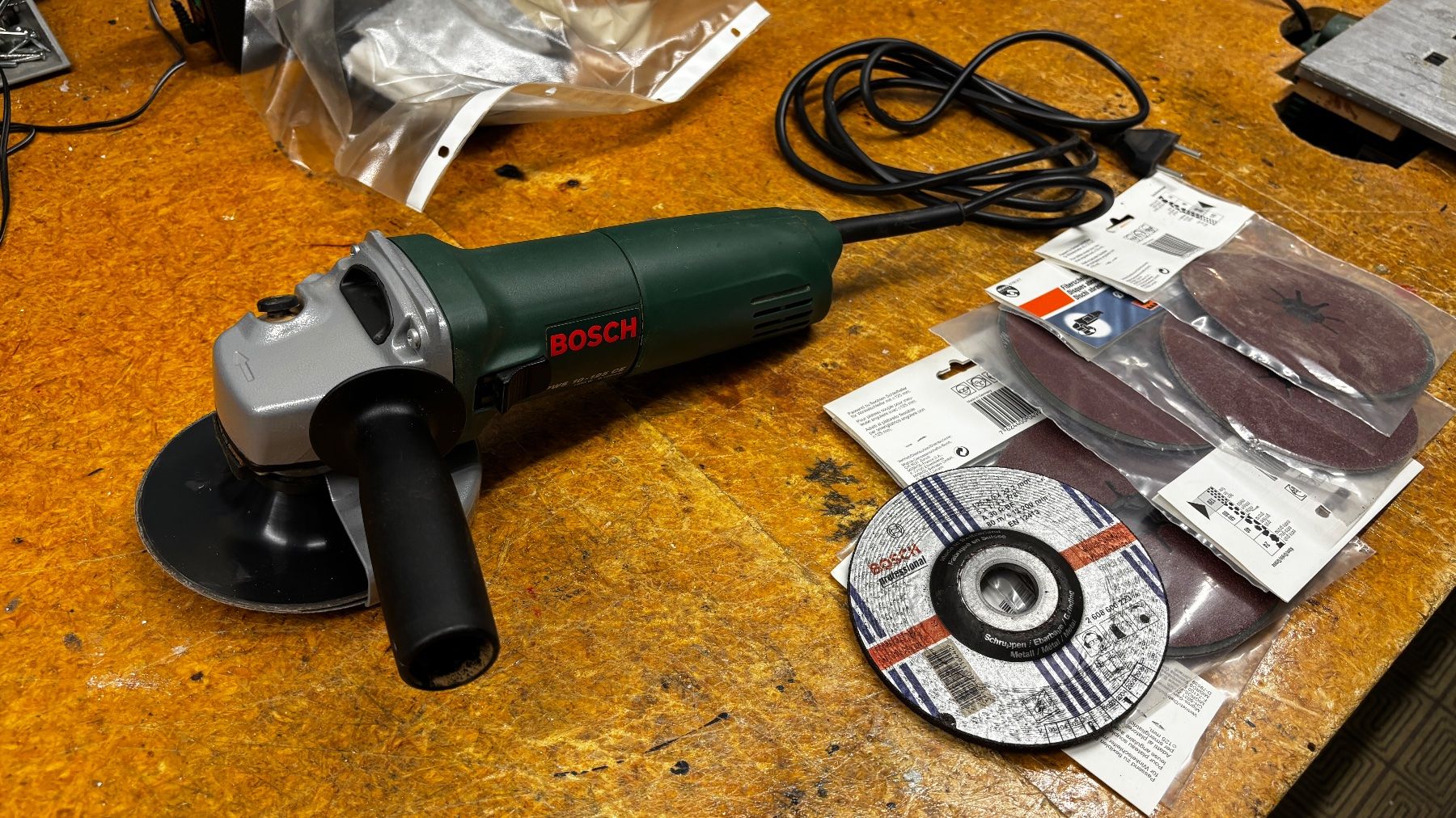Bosch Schleifen & Polieren: Bosch Winkelschleifer PWS 10-125 CE – Gebraucht aus Sins von chris8263