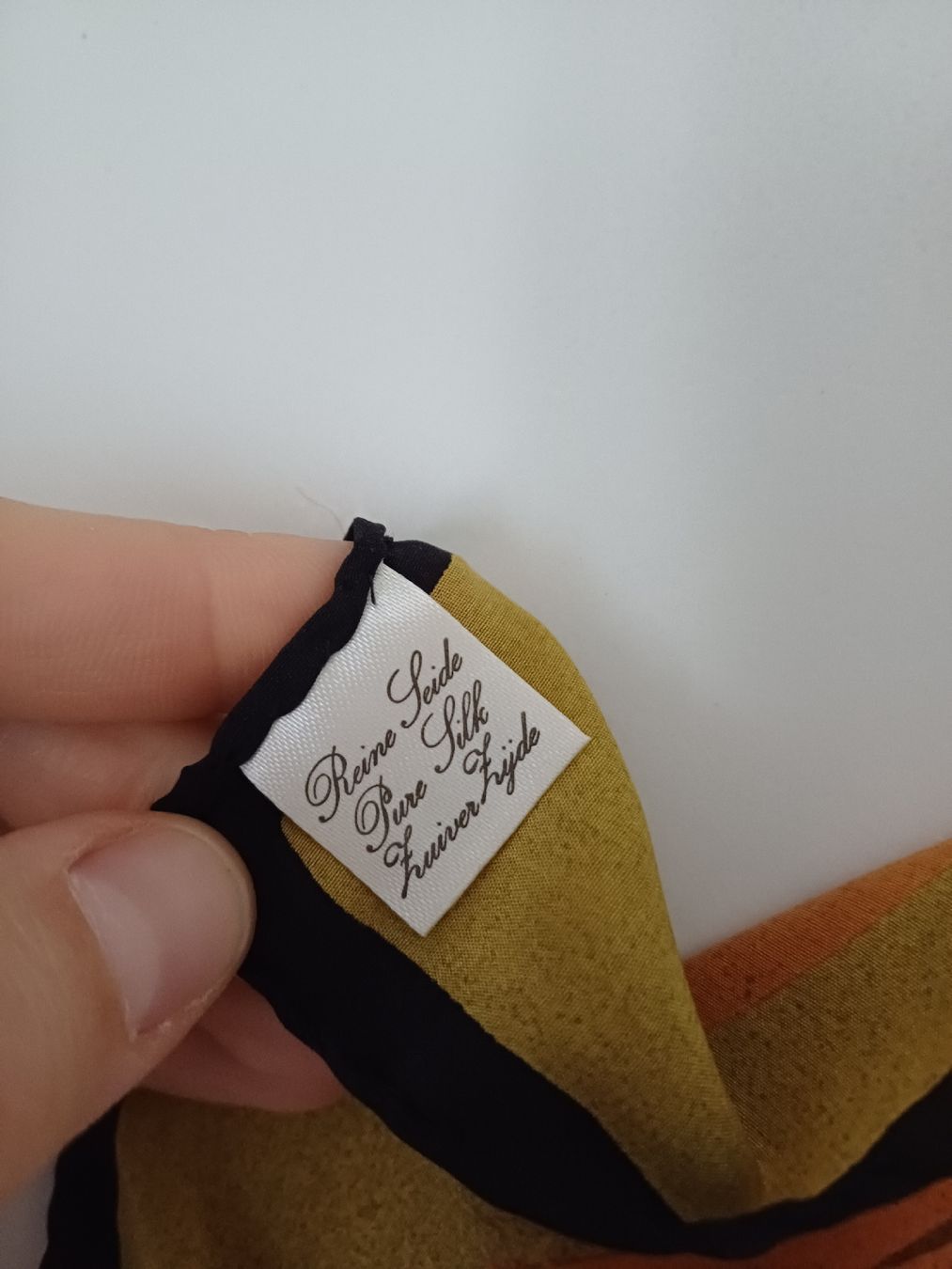Foulard & Sciarpe: Seidenfoulard Papagei – Usato da Zürich venduto da Avocadokern 1