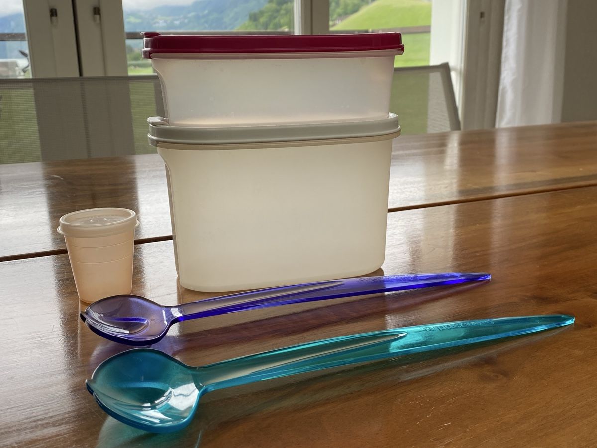 Tupperware Contenitori & Simili: Tupperware Set Behälter, Salatbesteck, Top Zustand – Usato da Buochs venduto da H16 3