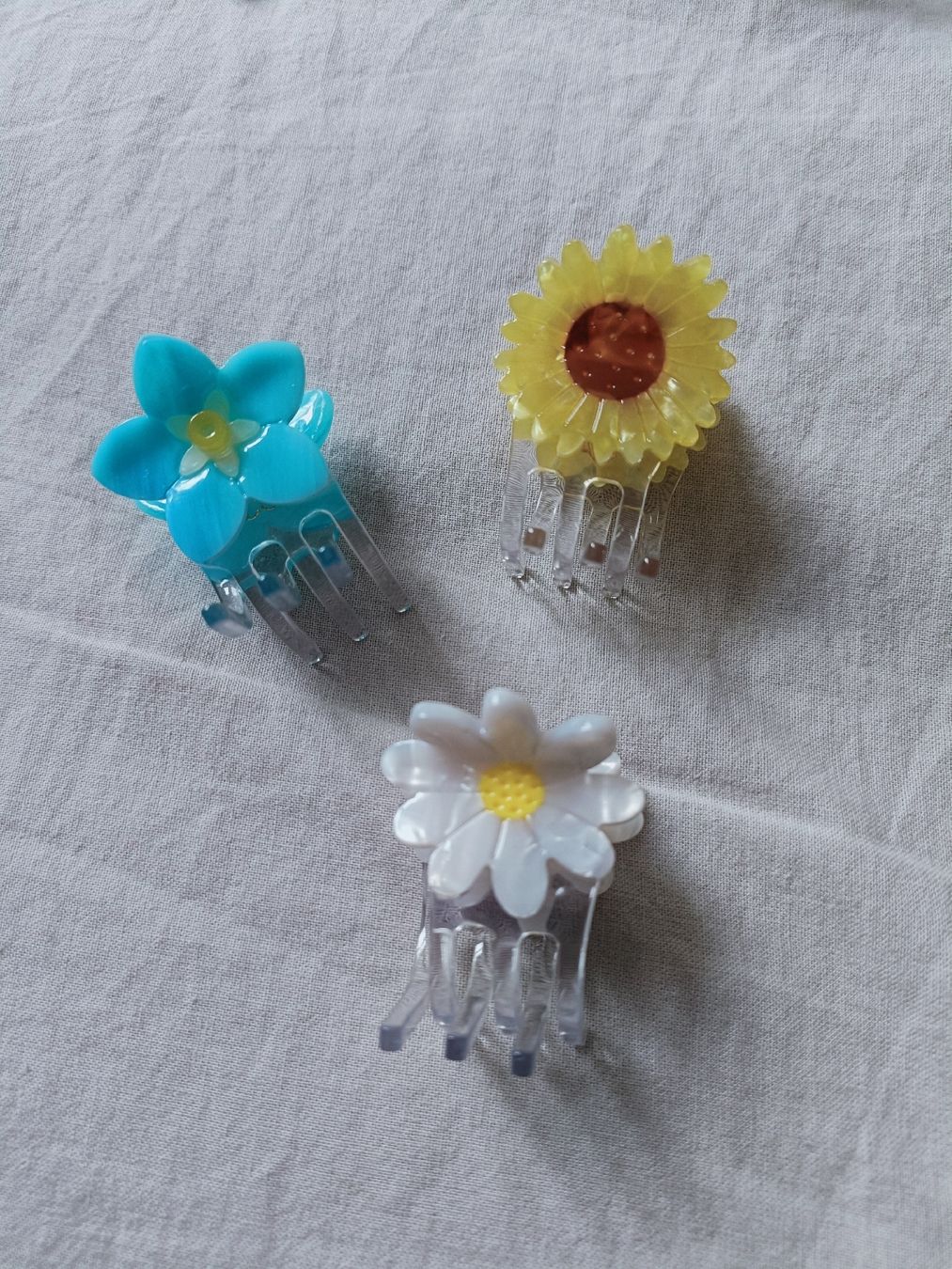 Accessori per capelli: mollette per capelli a forma di fiore – Usato da Basel venduto da Cinzia_B