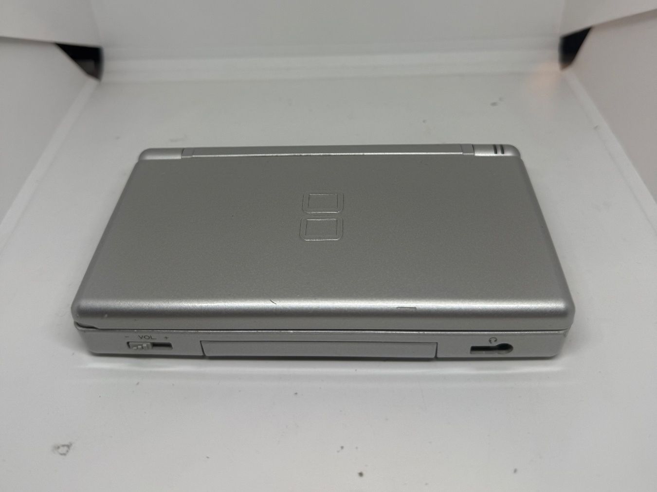 Nintendo Console: Nintendo DS Lite Konsole – Usato da Dietlikon venduto da NESFEVER 1