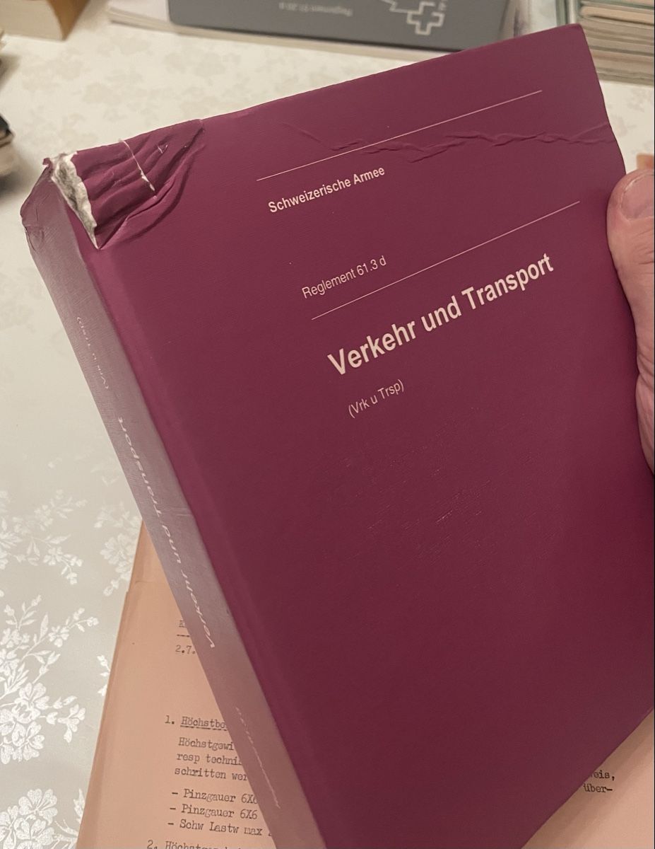Libri: Regolamenti militari  – Usato da Olivone venduto da Mangi83rosso 1