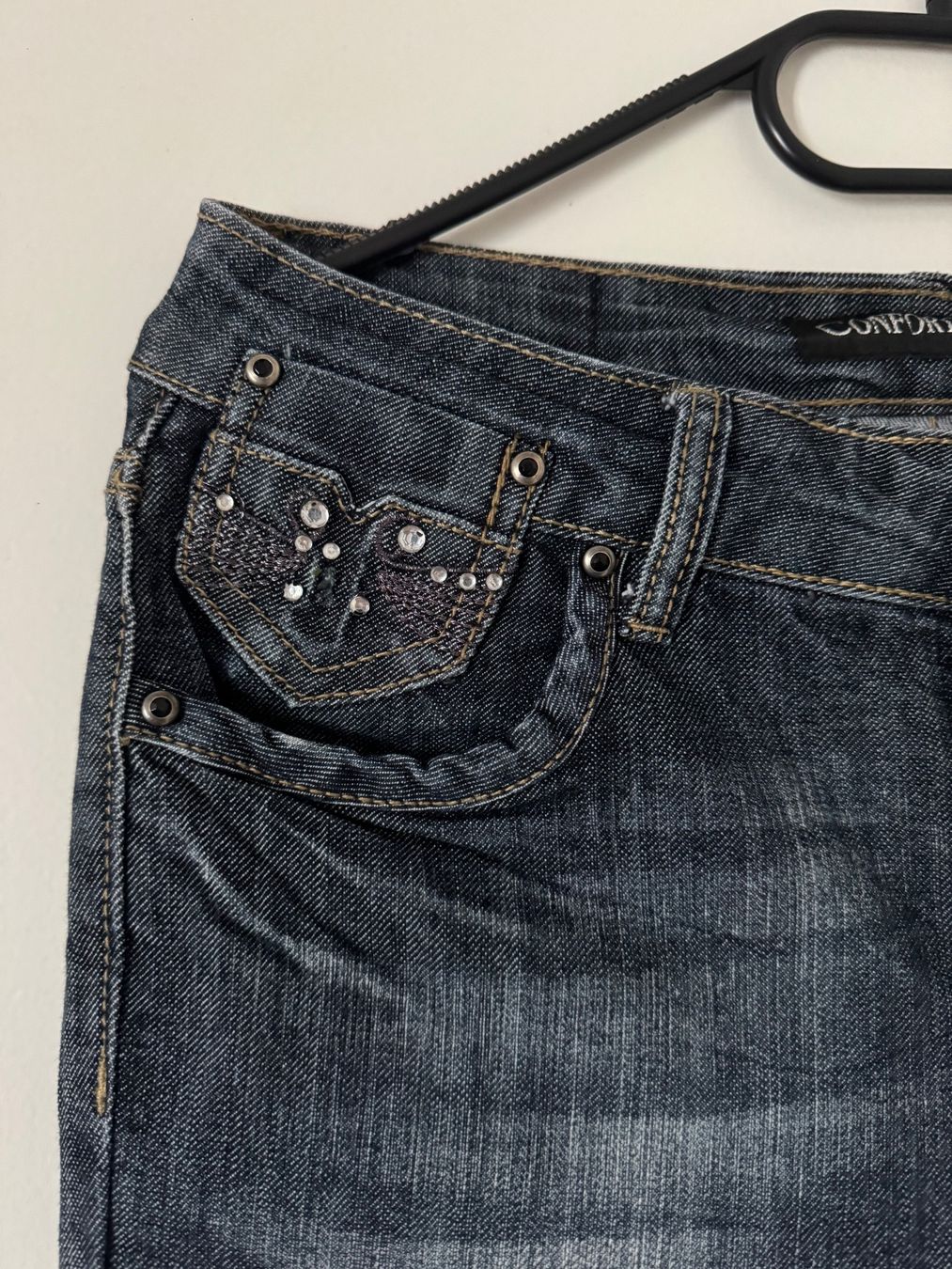 Jeans: Jeans mit Strass, Damen, Grösse 36 – Usato da Künten venduto da bel_6wn2 1