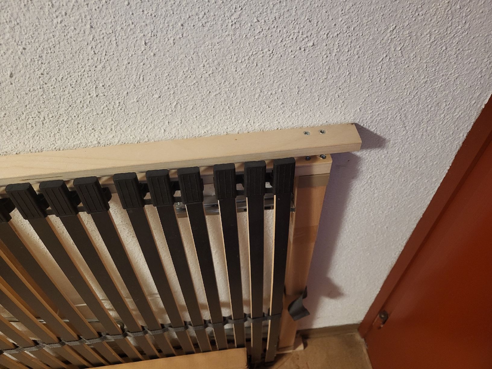 Letti: Bett mit Lattenrost – Nuovo e nell'imballaggio originale da Kleinandelfingen venduto da thomasmerz 4