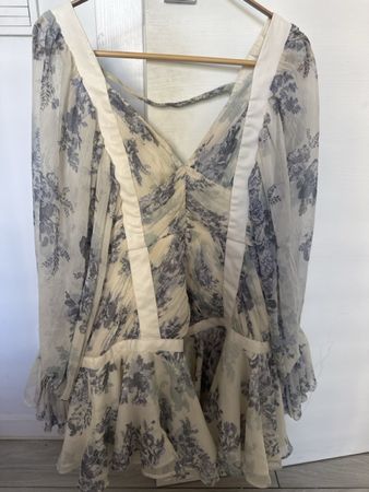 ASOS DESIGN Kleid geblümt Grösse 40 neuwertig